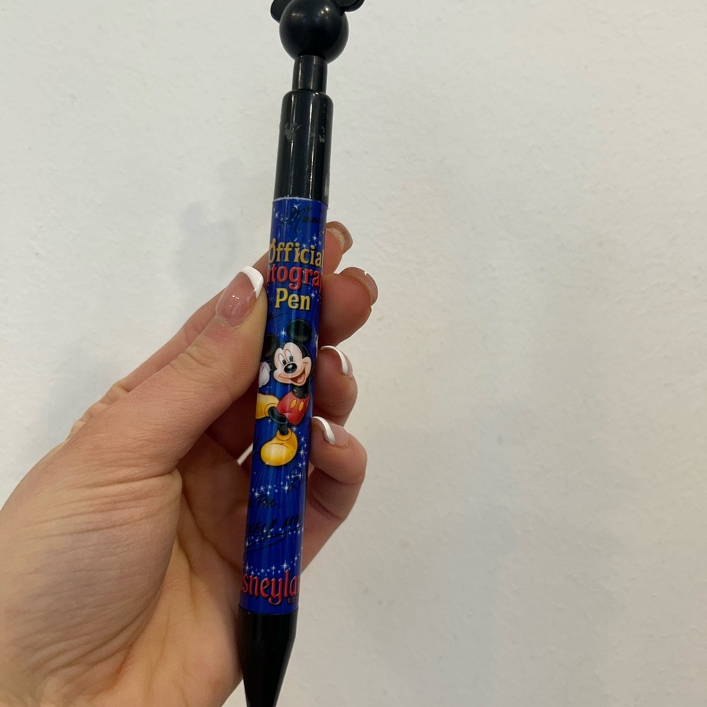 Disney World Mickey Mouse Pen
